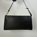 Louis Vuitton Pochette Accessoire Cuir épi noir 09/1966