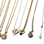 LOT DE 7 COLLIERS Nina Ricci & Courrèges (vendu à l'unité en live)