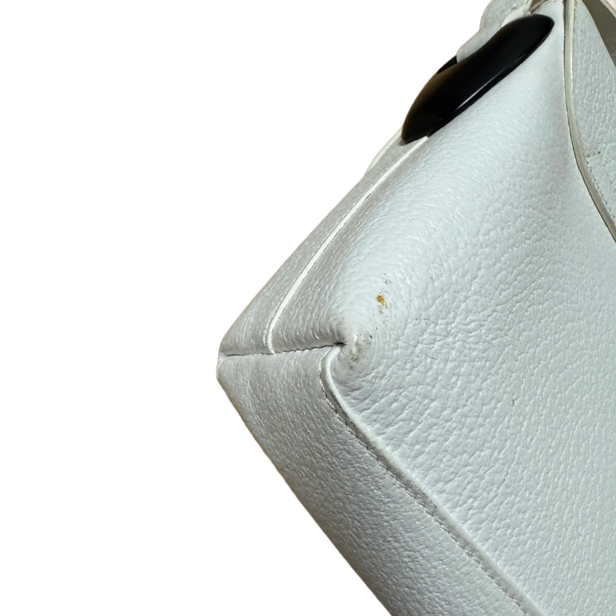 GUCCI Sac besace Gucci cuir blanc grainé bandoulière ajustable