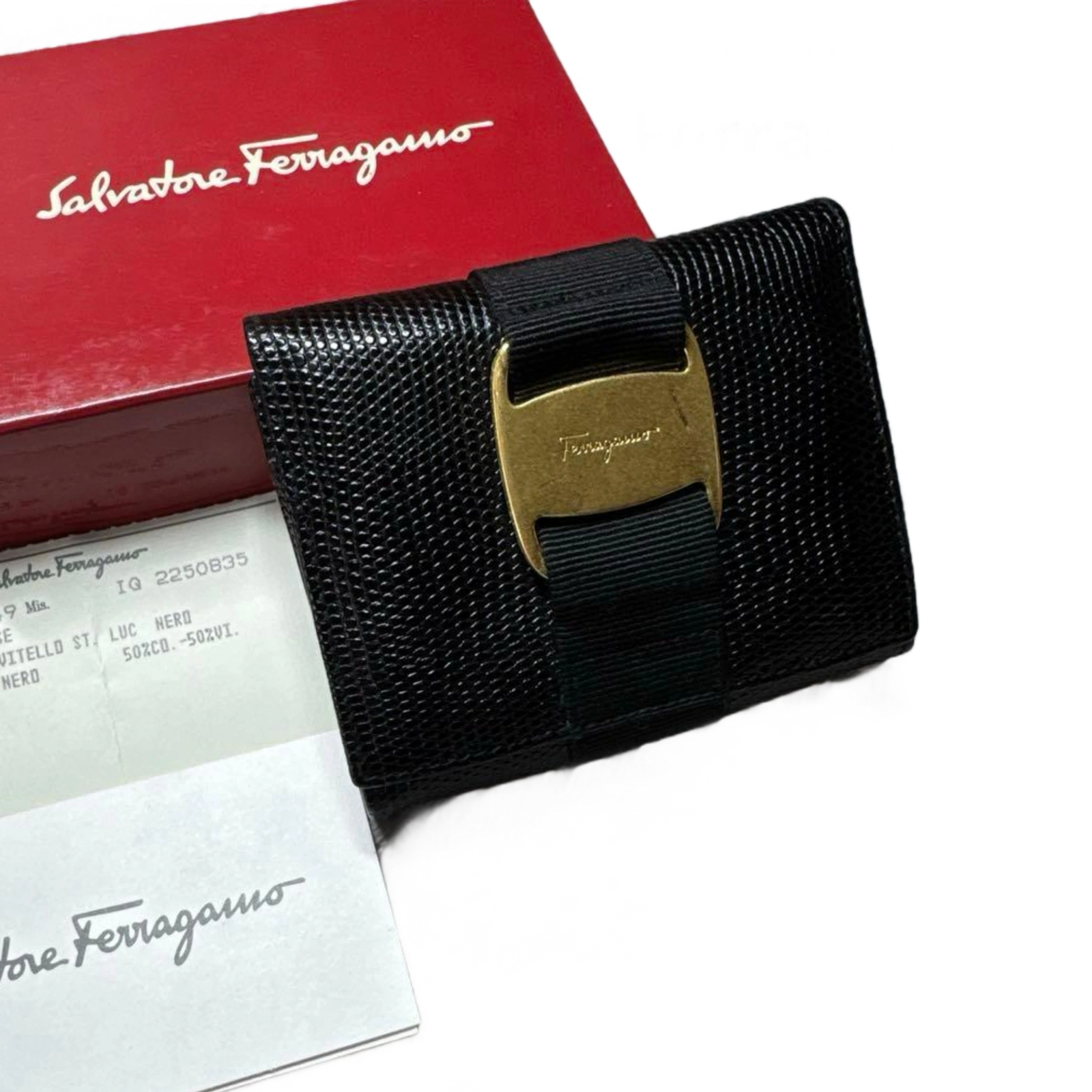 FERRAGAMO Porte-monnaie noir cuir grainé avec carte/facture