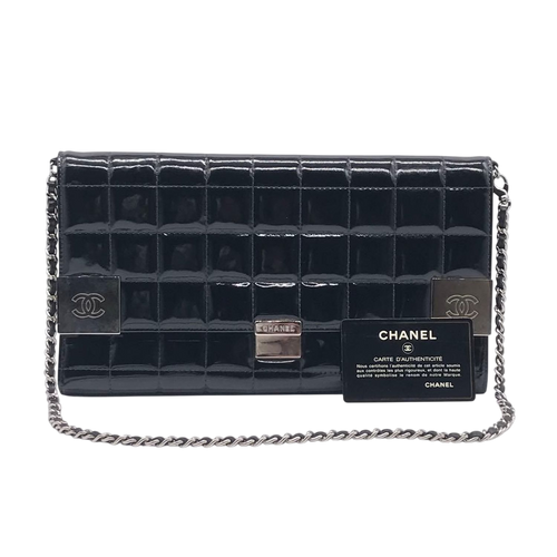 CHANEL Black Patent Leather Chocolate Bar WOC