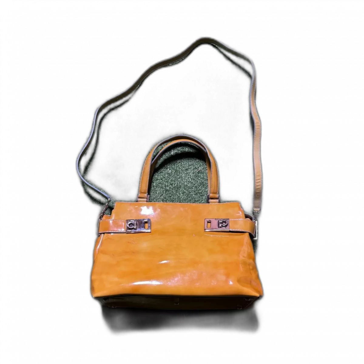 FERRAGAMO Sac à main Ferragamo en cuir verni orange/jaune effet et fermoirs métalliques Gancini