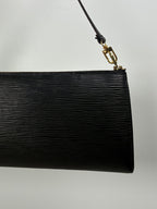 Louis Vuitton Pochette Accessoire Cuir épi noir 09/1966