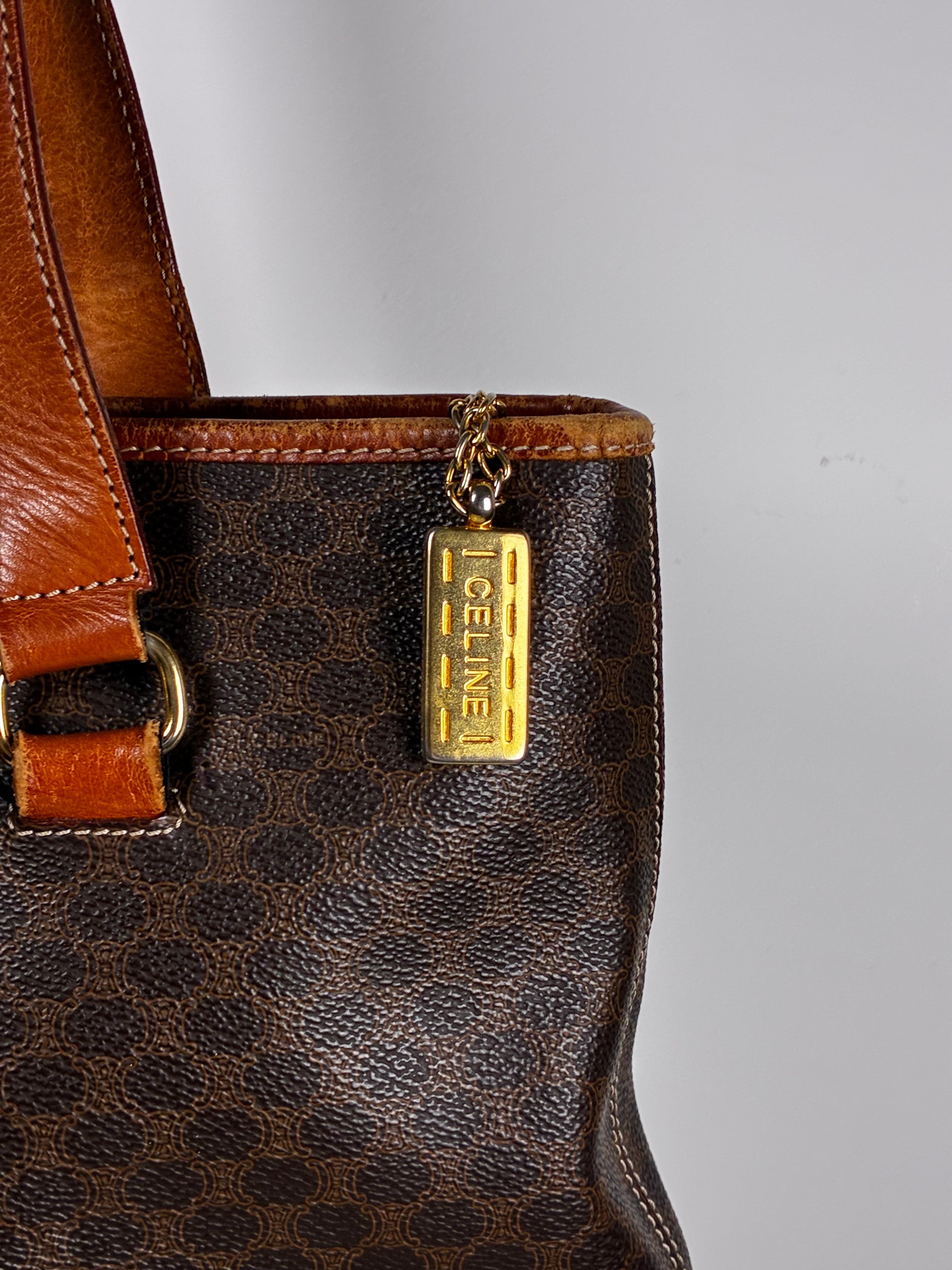 Céline Sac Cabas Macadam en toile monogramme brun et anses cuir cognac