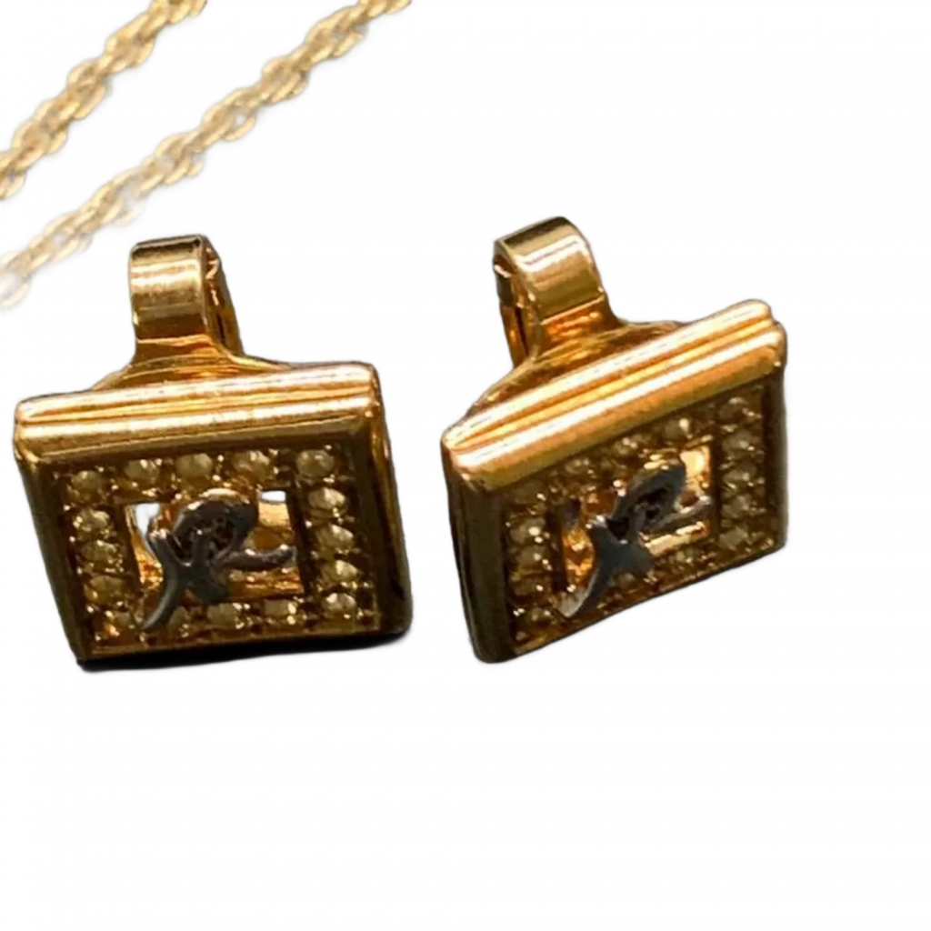 NINA RICCI LOTX2 Nina Ricci (collier et boucles d'oreilles) couleur or logo strass.  vendu à l'unité