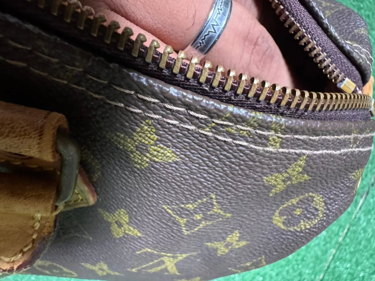 LOUIS VUITTON Speedy 25/20 Monogrammé restauré