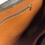 LOUIS VUITTON Babylone monogramme canvas tot bag