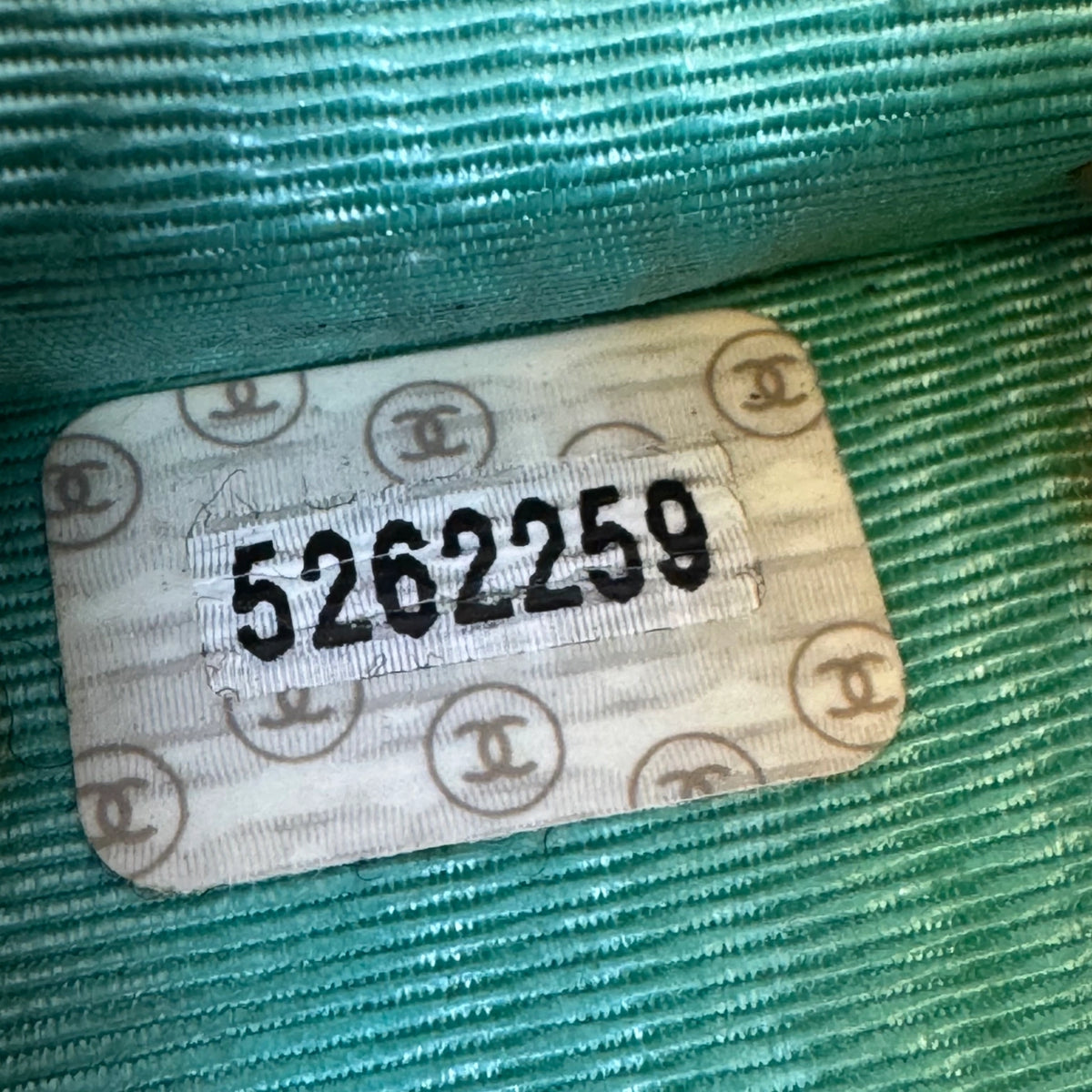 CHANEL Porte-clé Chanel bleu/vert CC bijouterie doré