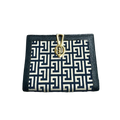 PIERRE BALMAIN Portefeuille à deux volets, orné d'un motif intégral et de finitions dorées