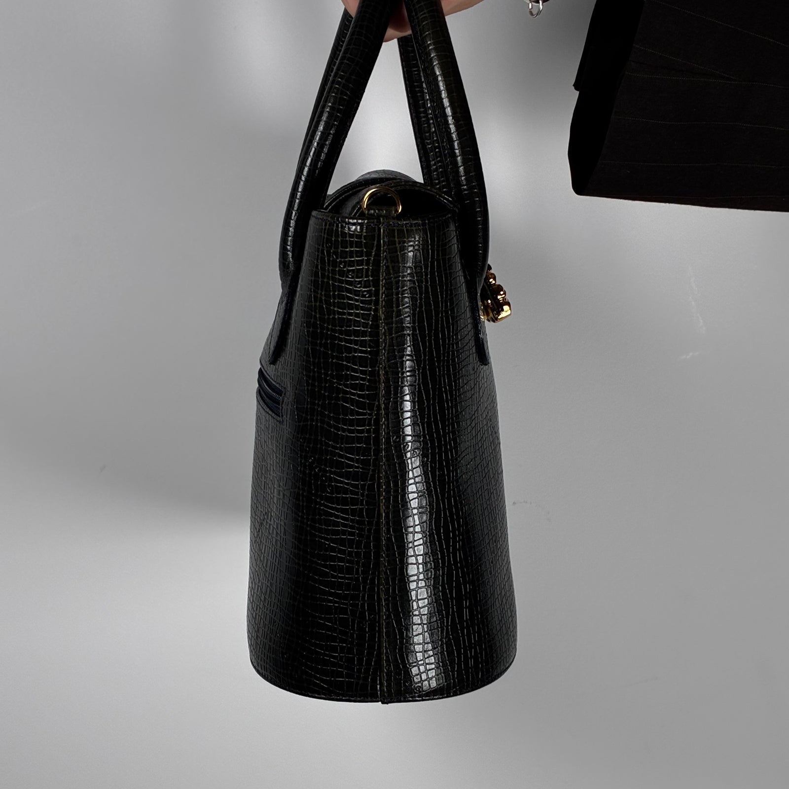 Ungaro Paris black lizard-effect grained leather bucket bag