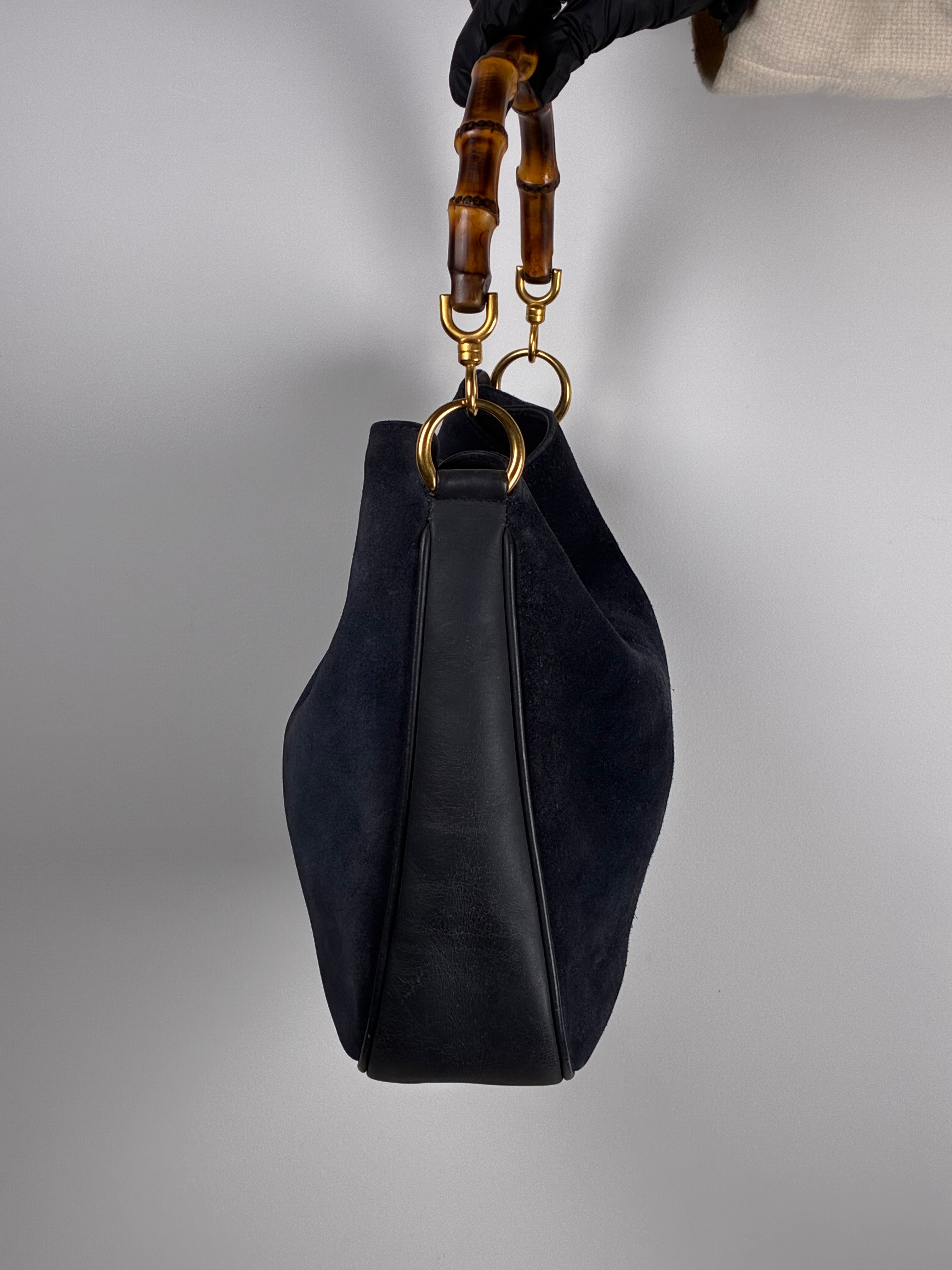 Gucci Sac Bamboo en daim bleu nuit et cuir noir
