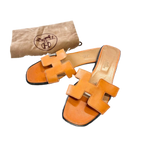 HERMÈS Sandales en cuir Oran à logo H, pointure 38, orange