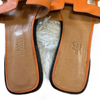 HERMÈS Sandales en cuir Oran à logo H, pointure 38, orange