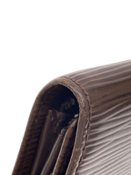 LOUIS VUITTON Portefeuille long Sarah cuir Épi marron quincaillerie dorée