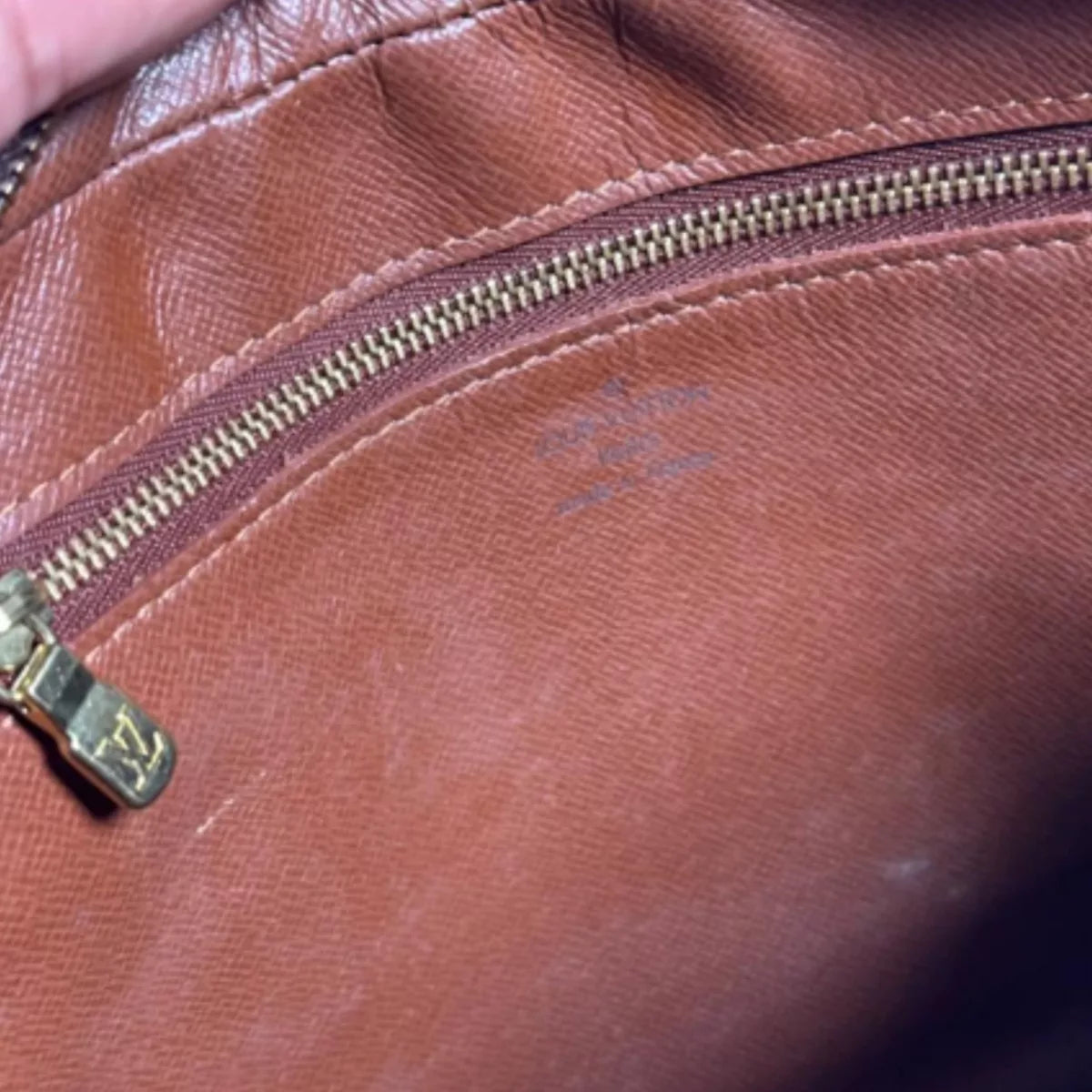 LOUIS VUITTON Trocadéro 27 sac bandoulière monogrammé