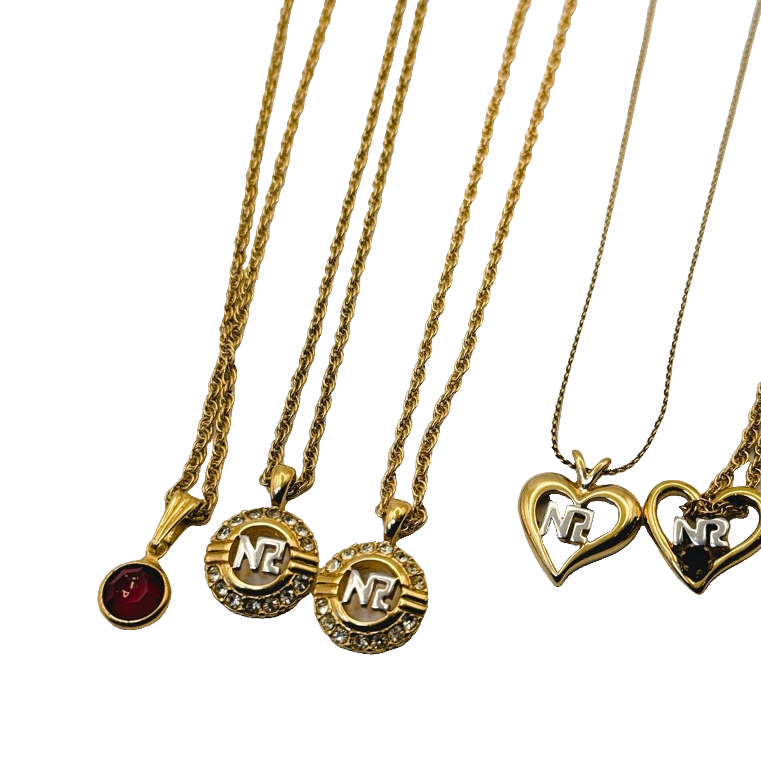 LOT DE 7 COLLIERS Nina Ricci & Courrèges (vendu à l'unité en live)