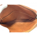 LOUIS VUITTON Pochette monogrammé & dragonne Louis vuitton