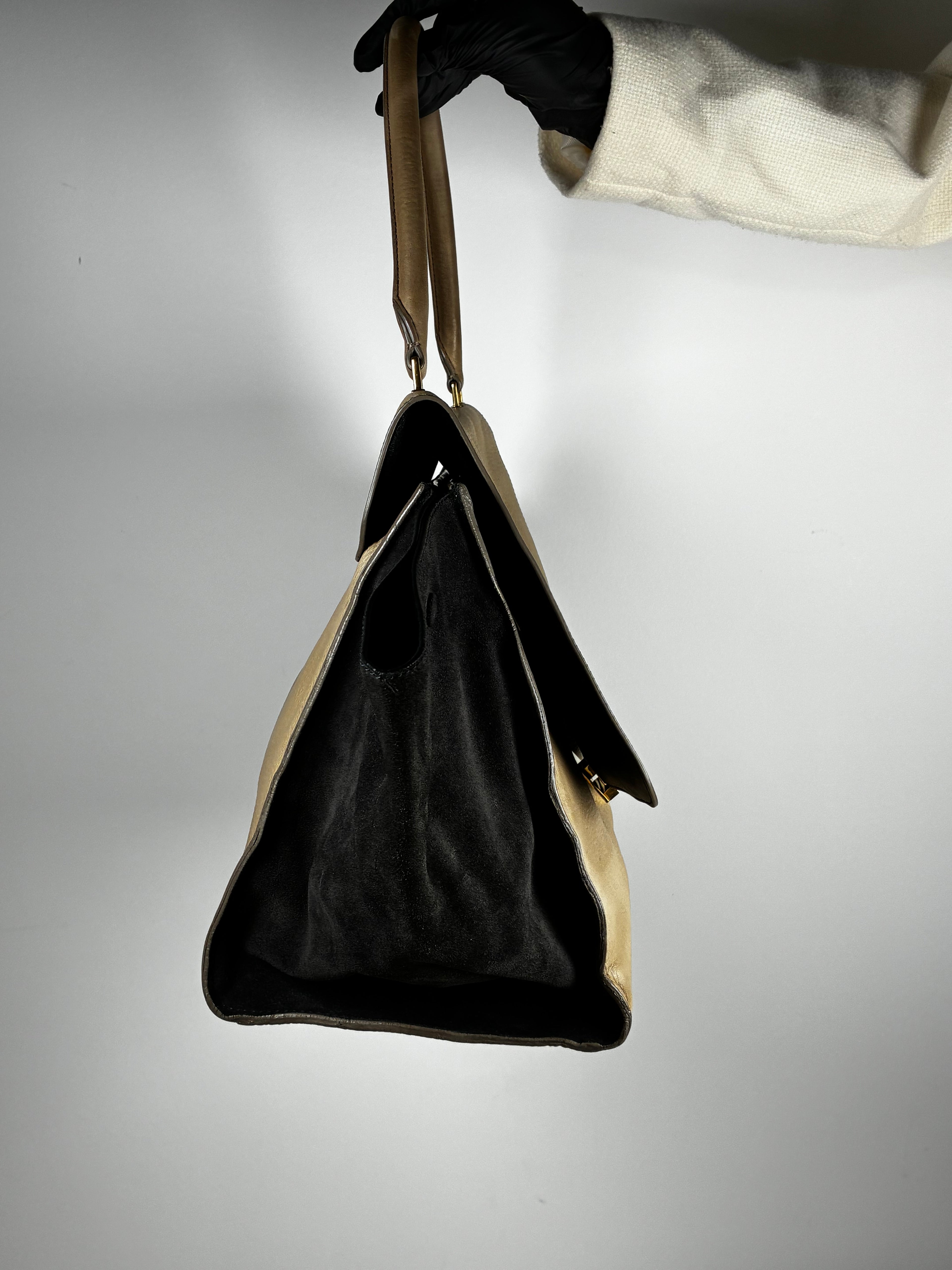 Céline Sac Trapèze en cuir grainé taupe et daim noir