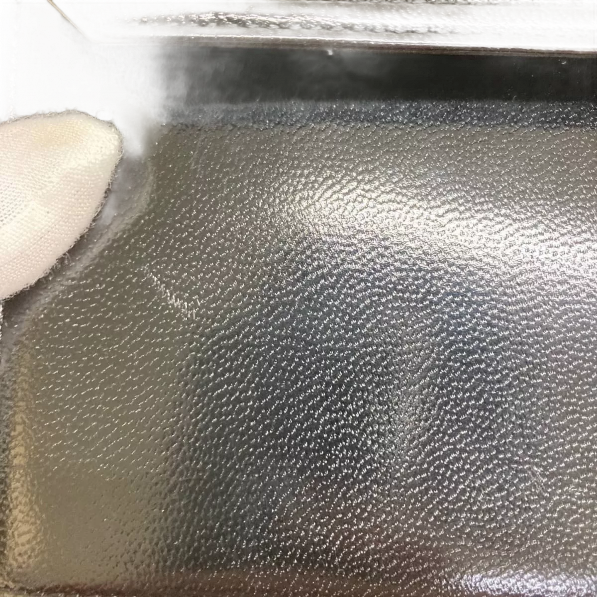 PIERRE CARDIN Sac bandoulière pierre cardin noir avec détails dorés et logo