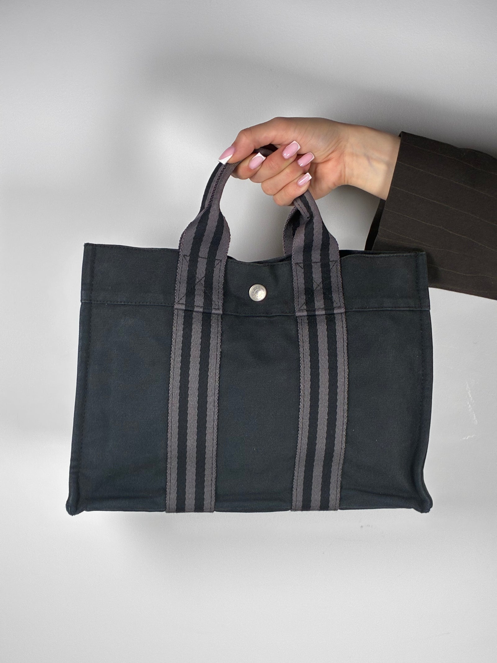 Hermès tote bag Fourre-Tout model grey/black PM