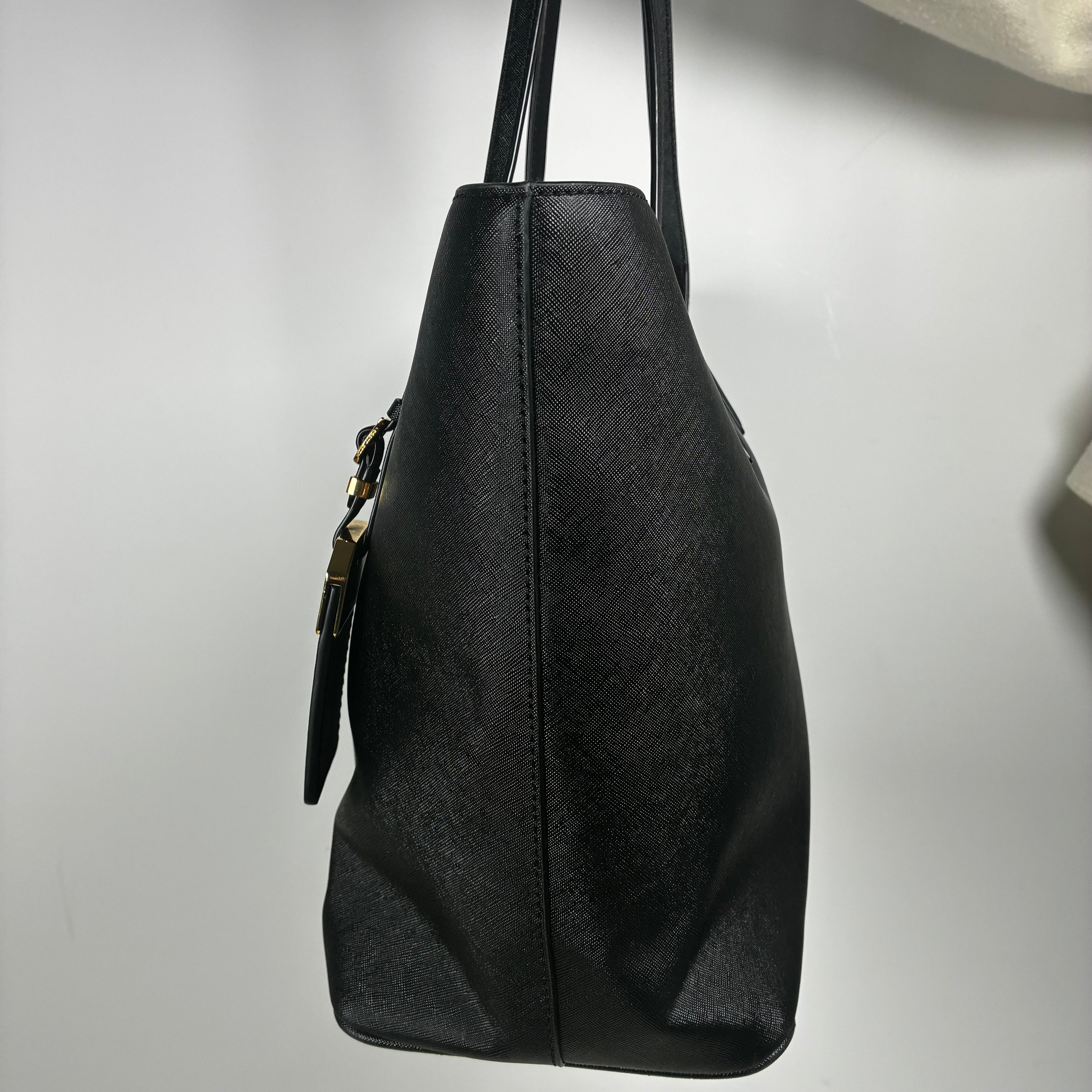 Marc Jacobs tote bag New York en cuir saffiano noir