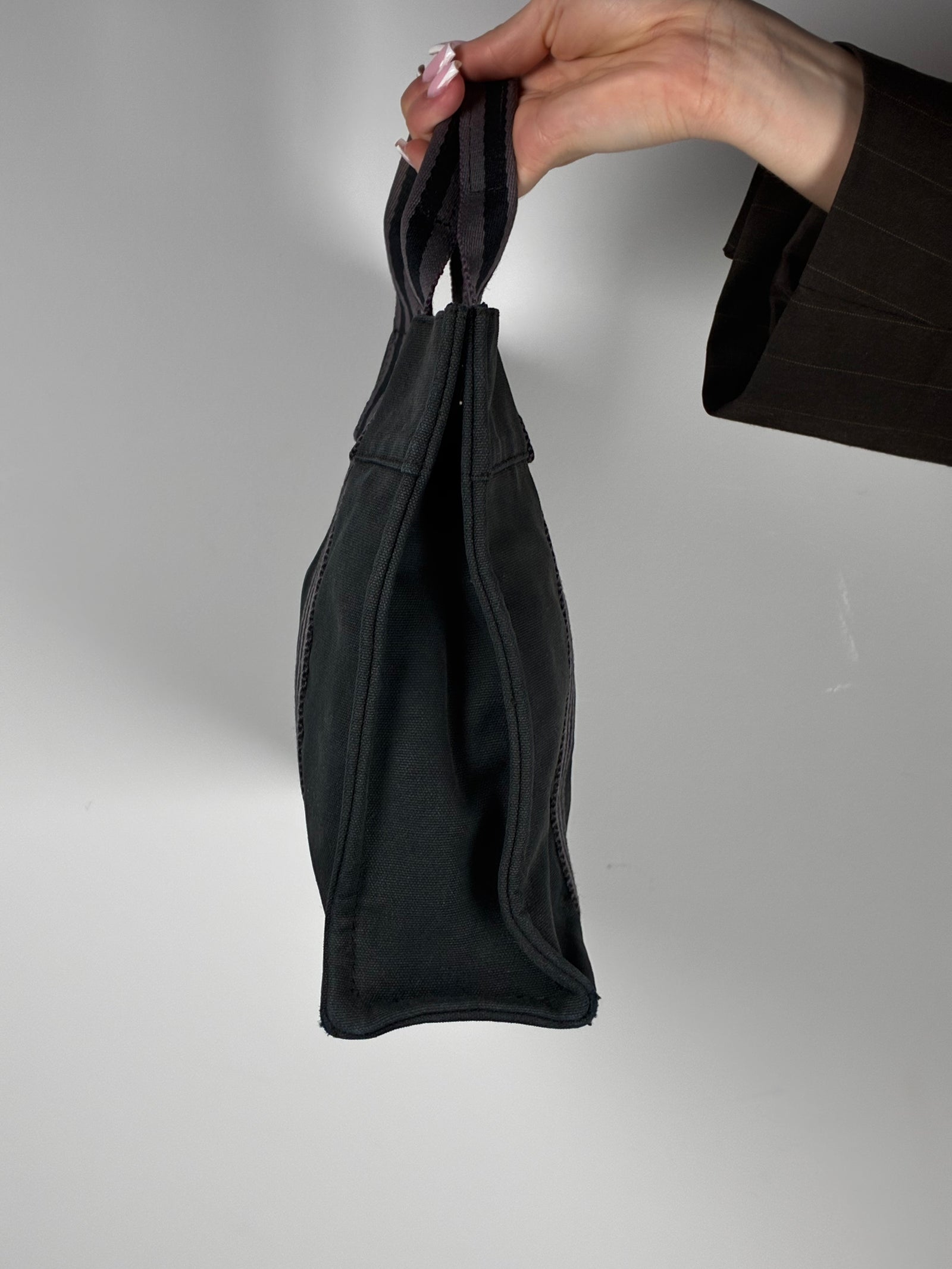 Hermès tote bag Fourre-Tout model grey/black PM