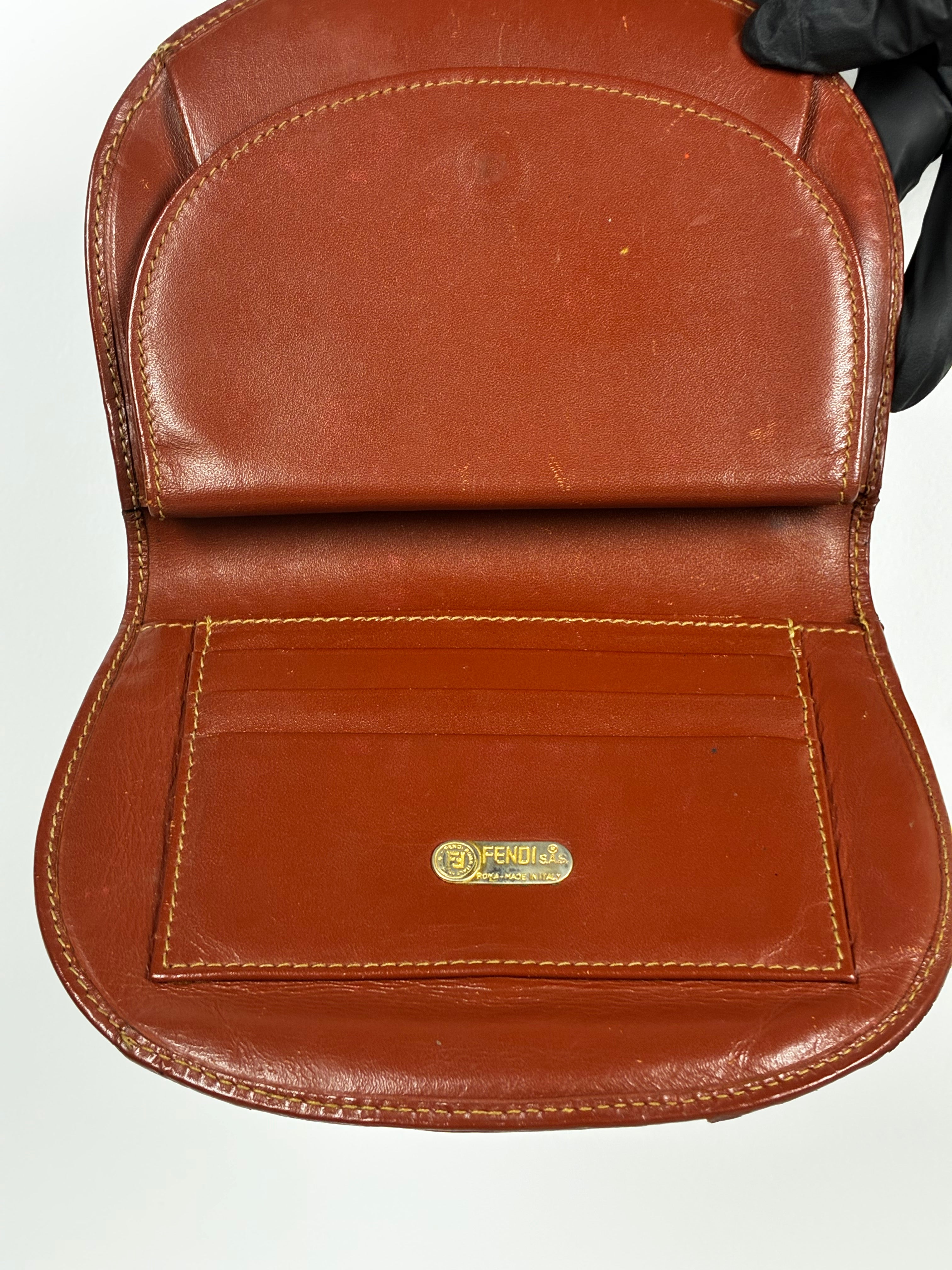 Fendi Porte-Monnaie Demi-Lune en toile Pequin