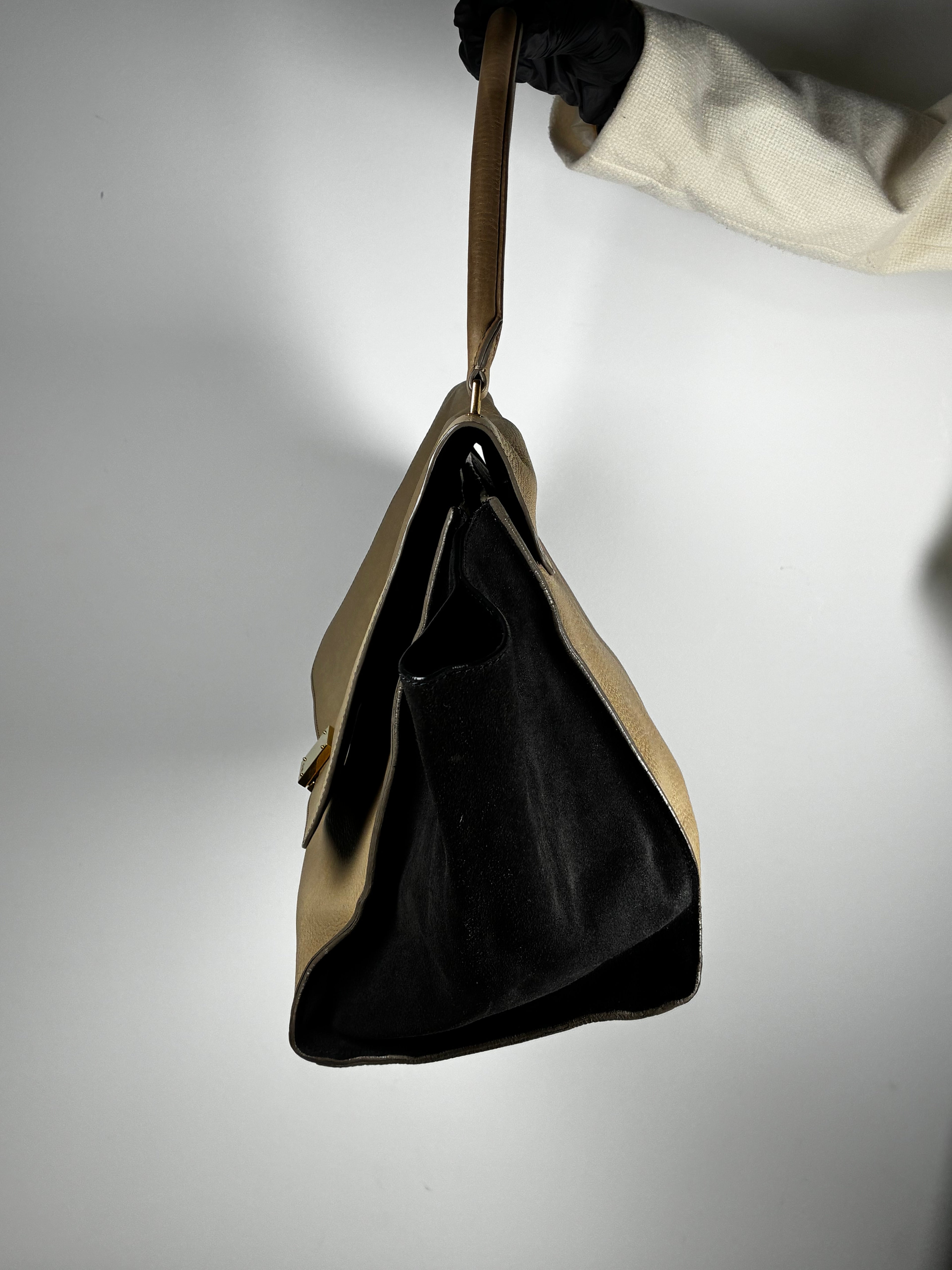 Céline Sac Trapèze en cuir grainé taupe et daim noir