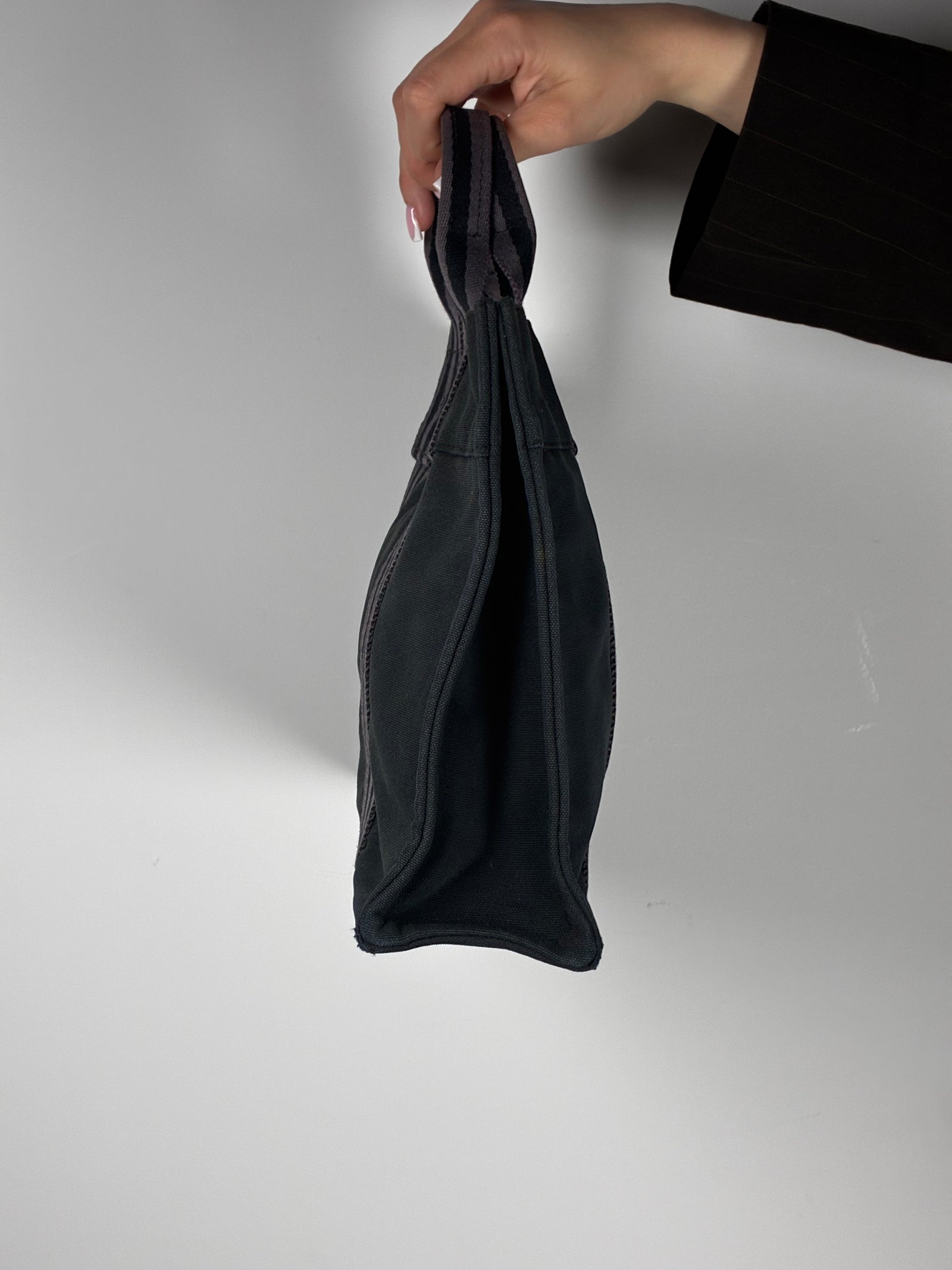 Hermès tote bag Fourre-Tout model grey/black PM