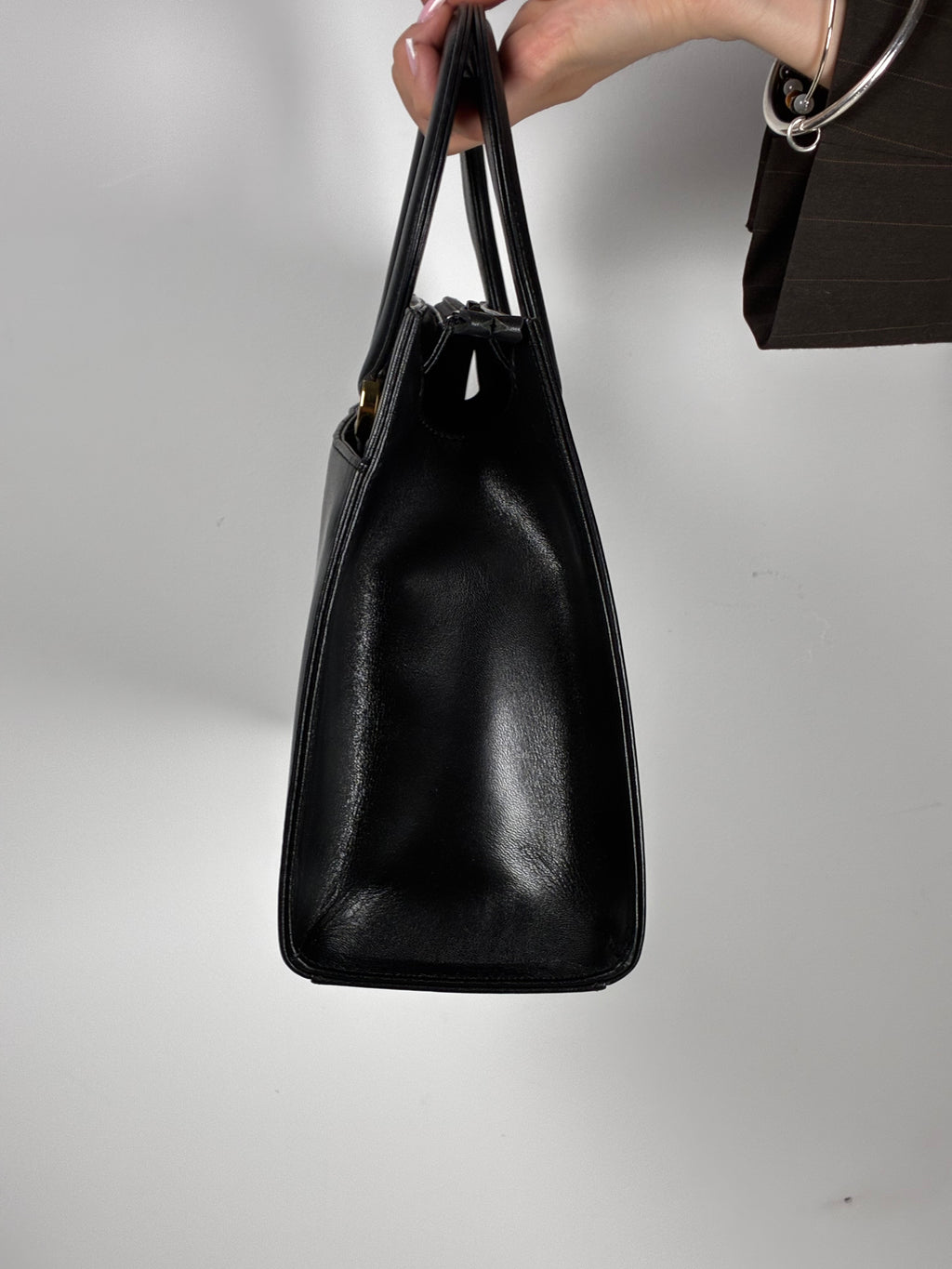 UNGARO Black City Bag with Twisted Gilt Hardware M