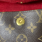 LOUIS VUITTON Viva-Cité PM besace avec poche frontale plaquée