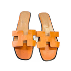 HERMÈS Sandales en cuir Oran à logo H, pointure 38, orange