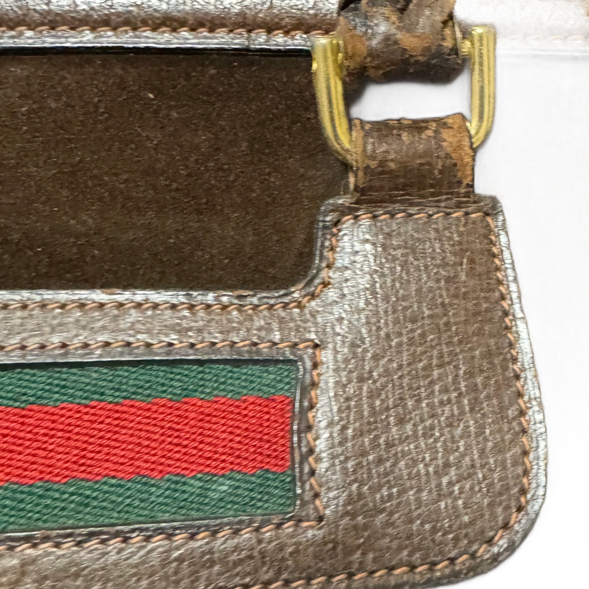GUCCI Sac mini voyage daim marron Gucci détail bande web vert/rouge