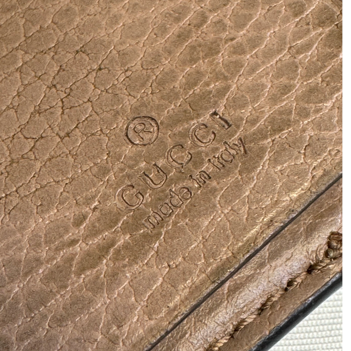 GUCCI Porte-clé Gucci monogrammé GG et cuir marron
