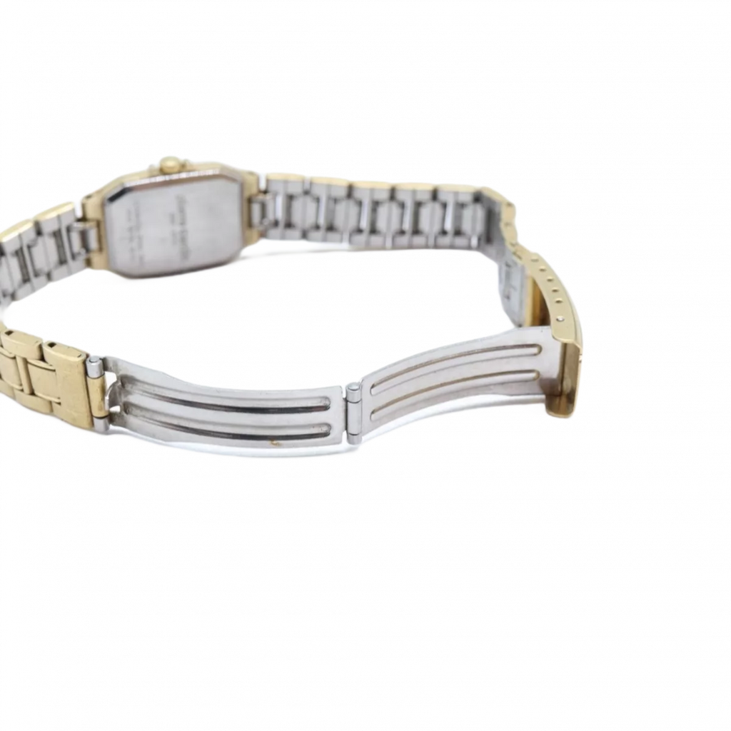 PIERRE CARDIN Montre-bracelet Pierre Cardin, en état de marche, pile remplacée