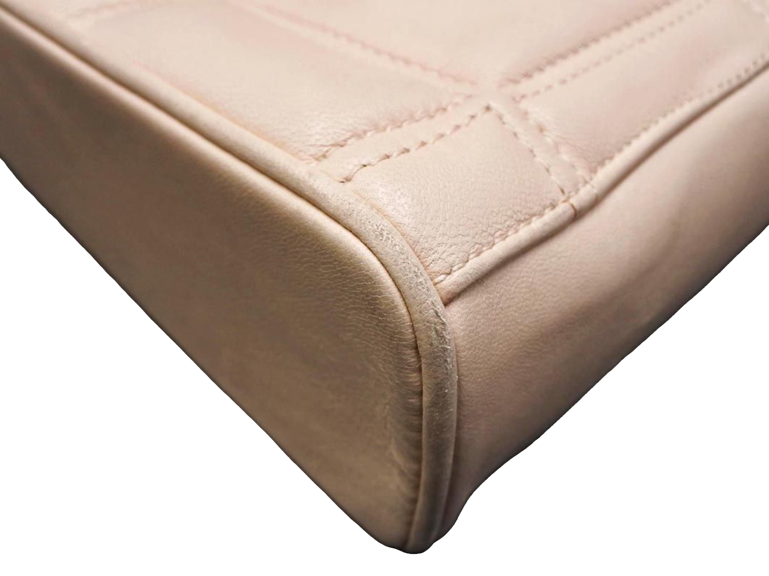 Nina Ricci Shoulder Bag Medium Beige Quilted Leather Vintage Gold Hardware