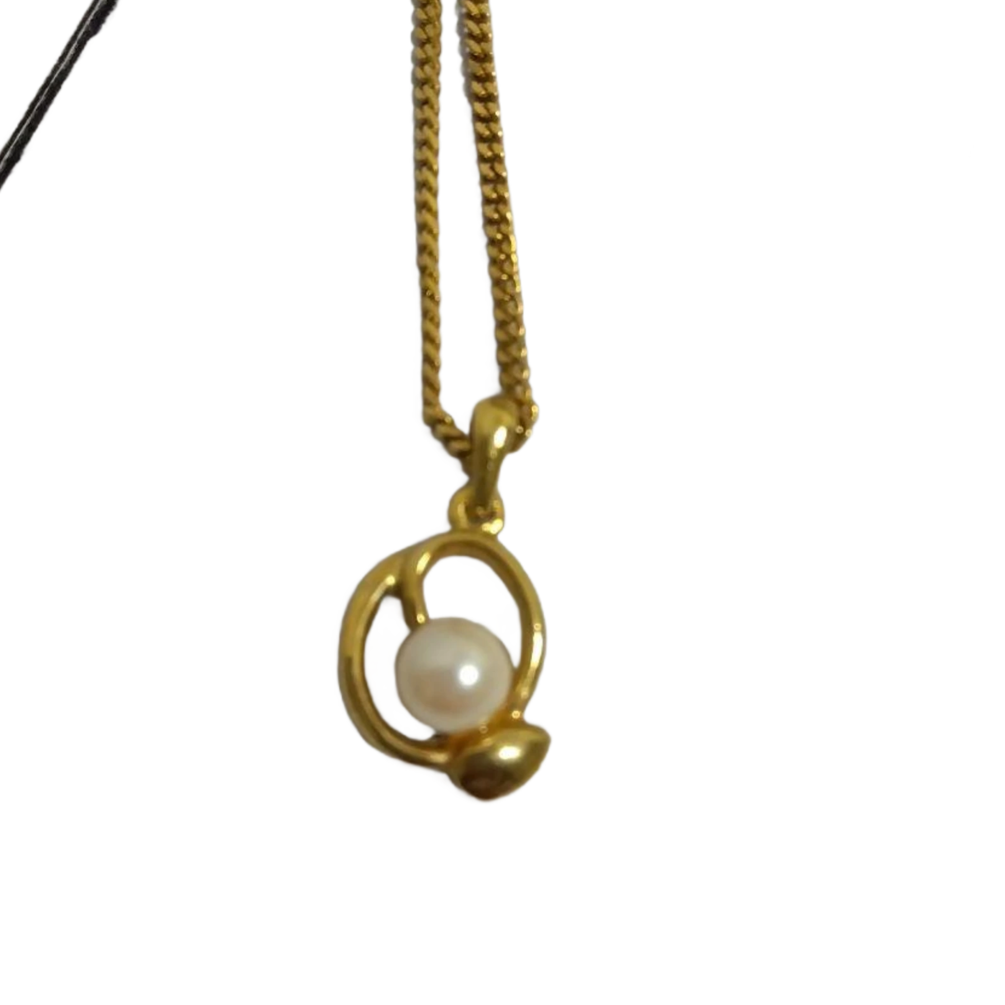 COURRÈGES Collier perle blanche et or