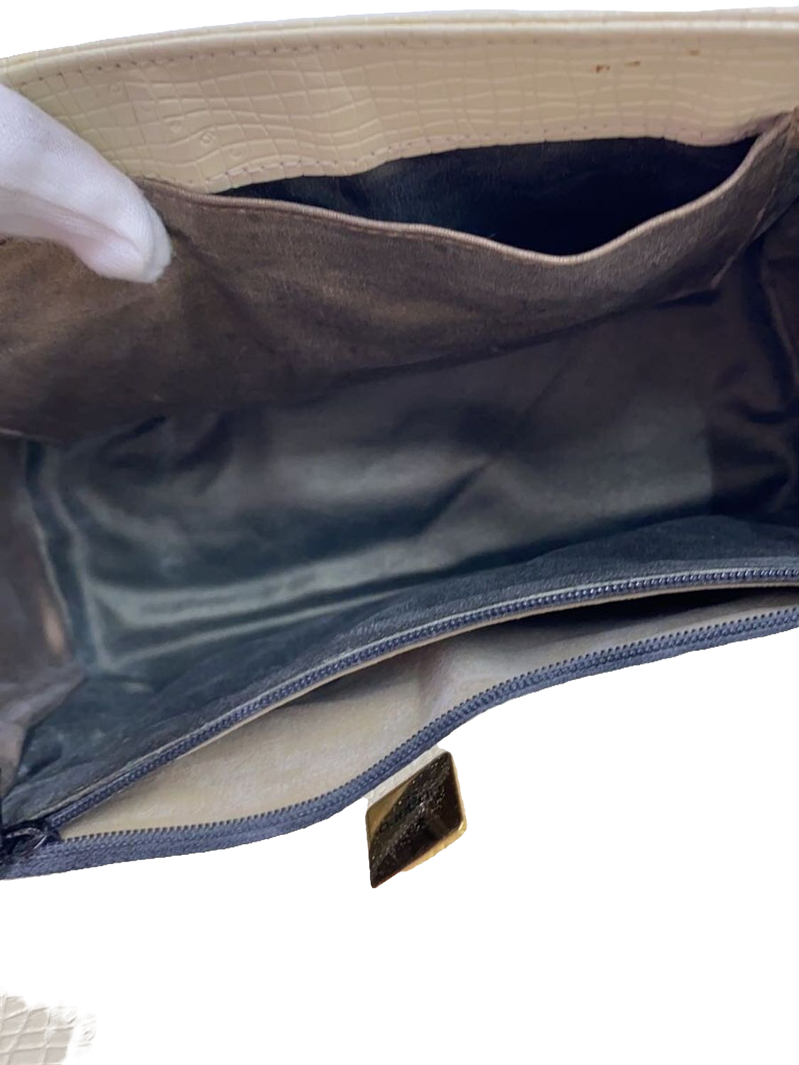 UNGARO Sac bandoulière cuir grainé crème fermoir cœur doré