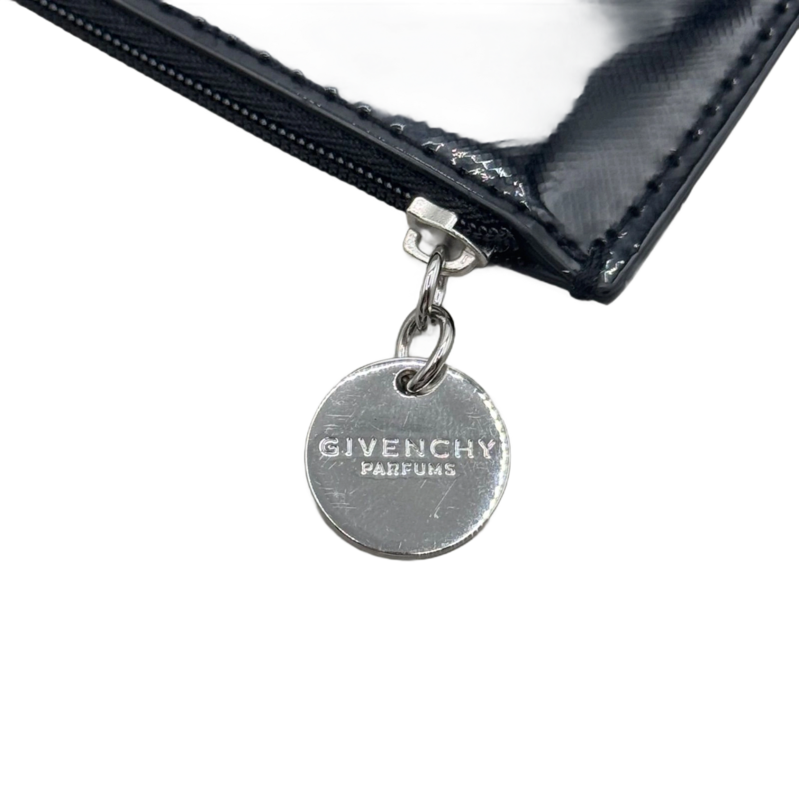 GIVENCHY Pochette portefeuille zippée Givenchy Parfums en cuir verni noir avec logo
