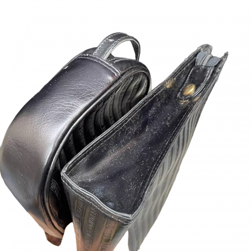 VALENTINO  LOTX2 Mario Valentino 2 pièces Sac bandoulière, pochette cuir noir logo vendu à l'unité