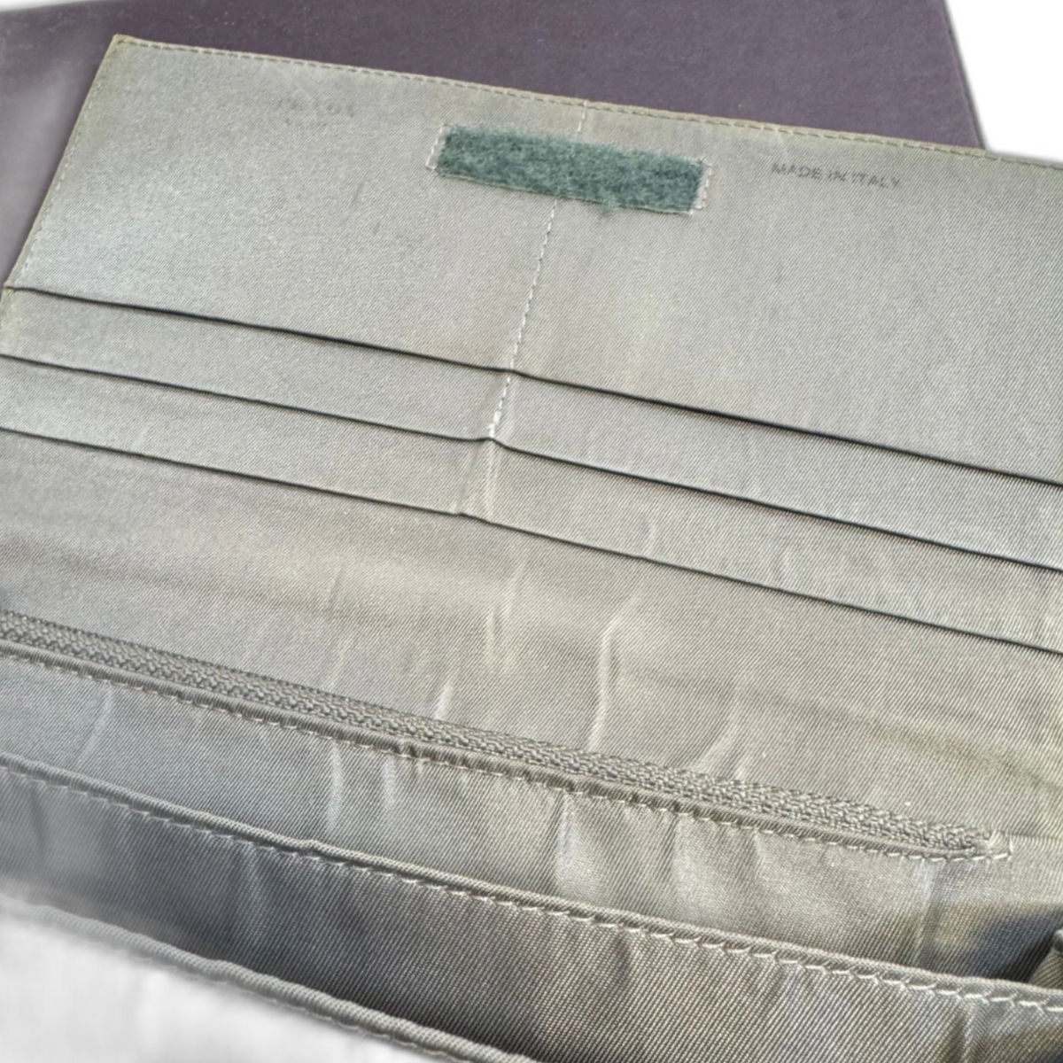PRADA Portefeuille long Prada gris avec boite/emballage en tissus