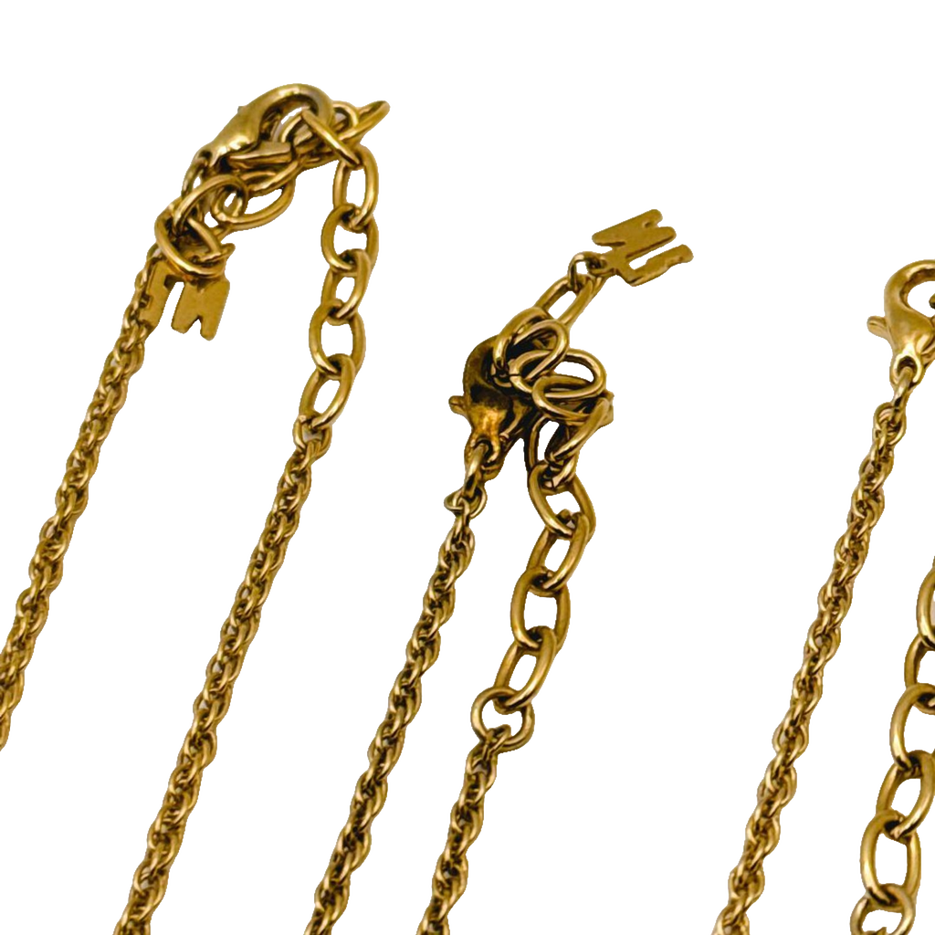 LOT DE 7 COLLIERS Nina Ricci & Courrèges (vendu à l'unité en live)