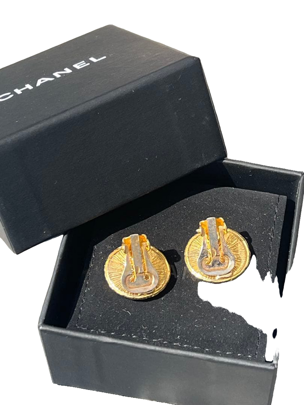 CHANEL Boucles d'oreilles clips or CC strass cristal avec boîte